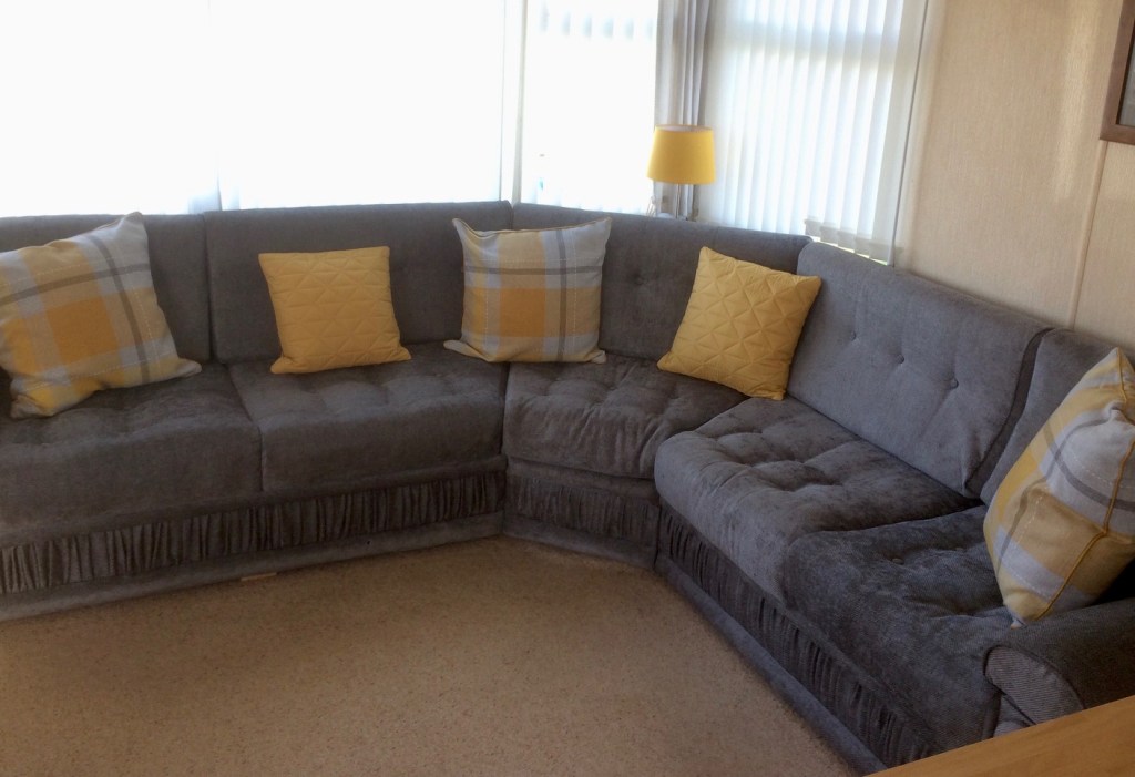 upholstery-bridgend-caravan uoholstery-curtains-cushions-camper van upholstery-selfbuild camper-south wales-vale of glamorgan-pelmets-kick boards-scatter cushions-porthcawl-gower-west wales-llantwit major-caravan parks-trecco bay-caravan soft furnishings-made to measure-soft furnishings-bespoke-interiors